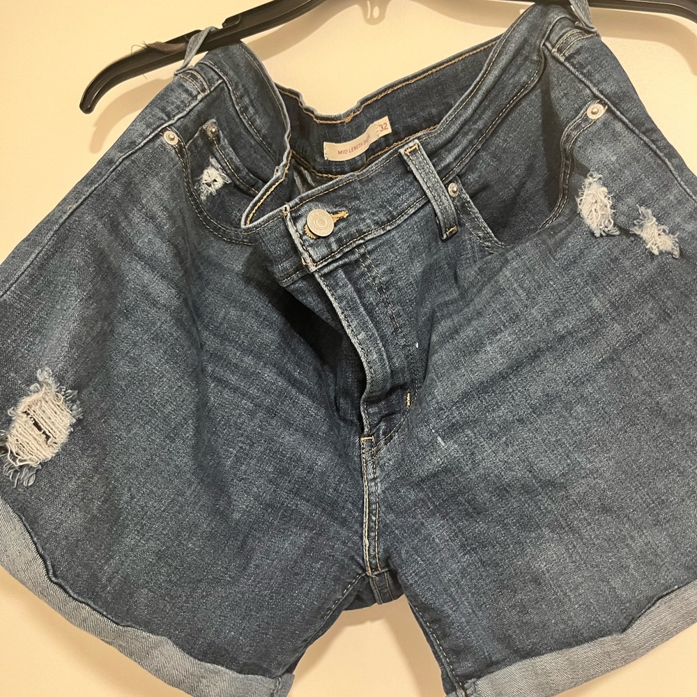 Levi shorts